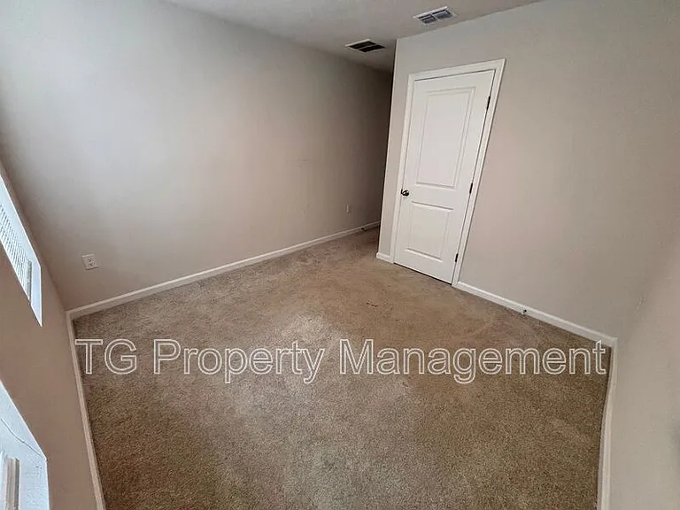 2512 Sadler Trace Way — Photo 26