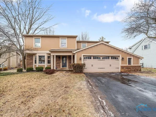 5959 Marshwood Dr, Sylvania, OH 43560