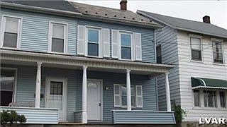 2nd image of 206 Chestnut St