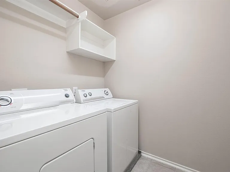 12415 Oriole Lake Way — Photo 20