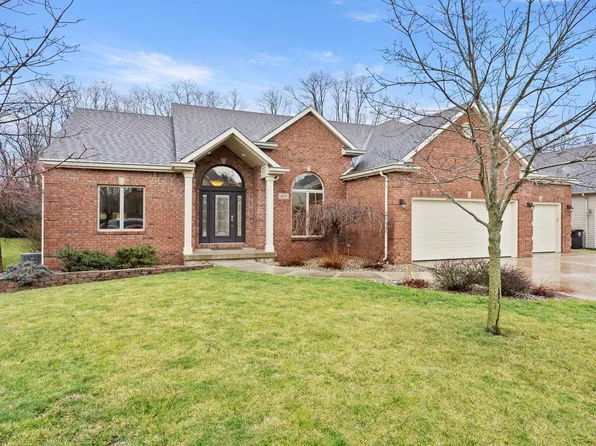 6131 Almond Bluff Pass, Fort Wayne, IN 46804