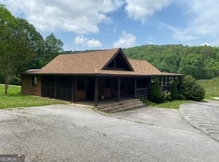 16 Tuts Mountain Rd, Clayton, GA 30525