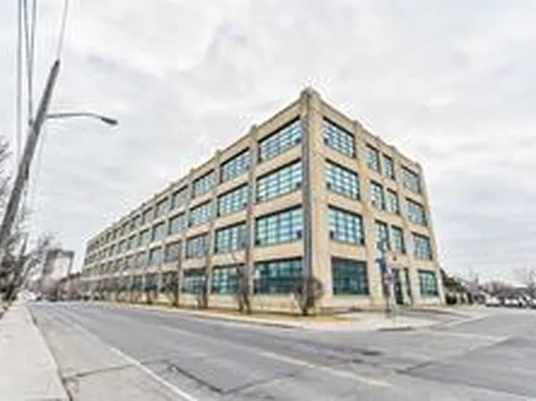 1001 Roselawn Ave #210, Toronto, ON M6B 4M4