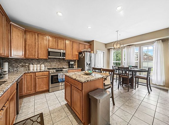 5th image of 9318 Dunmore Dr