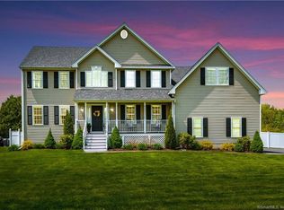 13 Meg Way, Windsor Locks, CT 06096