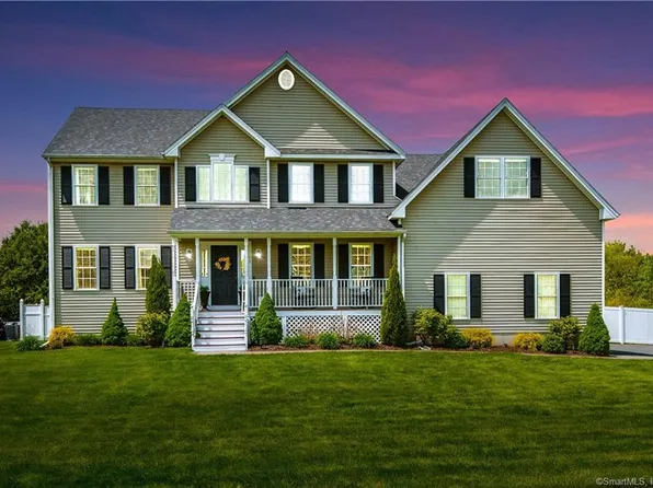 13 Meg Way, Windsor Locks, CT 06096