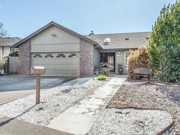 2nd image of 507 Jachetta Ct