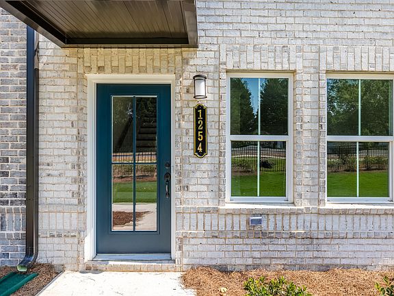3rd image of 1715 Buford Dr #1