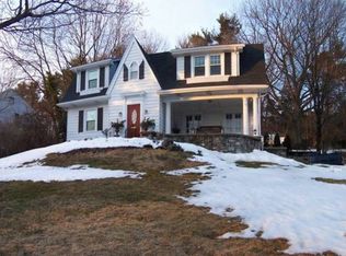 61 Wellington Blvd, Wyomissing, PA
