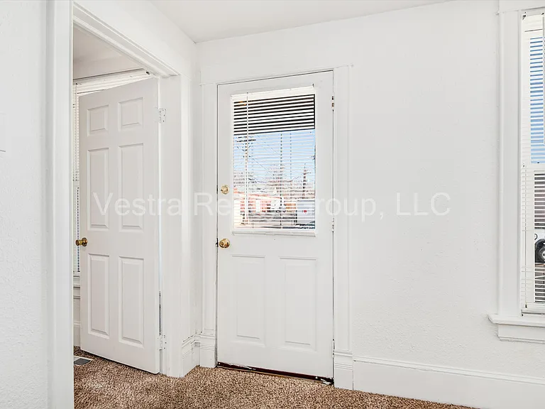 1622 W 38th Ave #1 — Photo 6