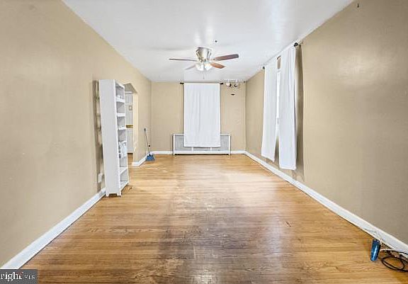 2nd image of 5827 Jonquil Ave
