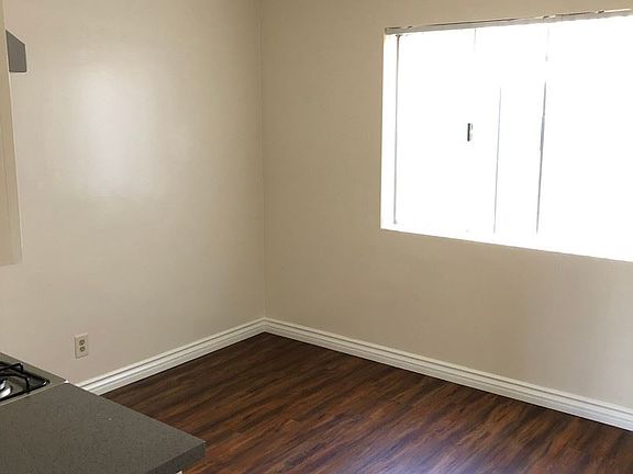 5th image of 4088 W 129th St APT C