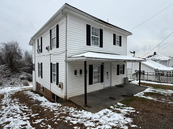 913 Askin St, Martinsville, VA 24112