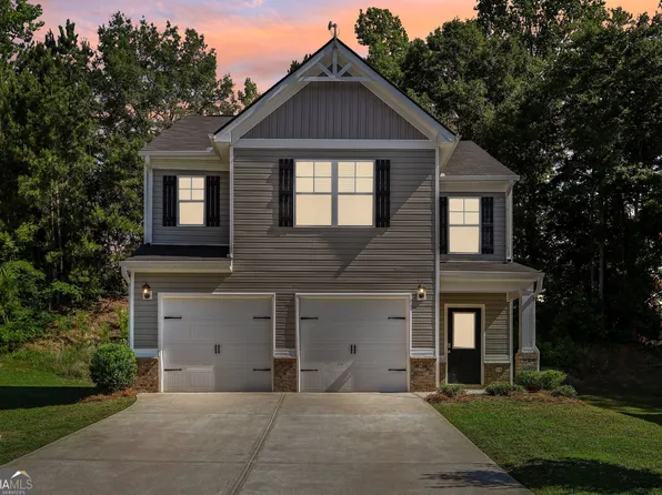 166 Brasch Park Dr, Grantville, GA 30220