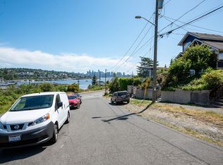 3731 Eastern Ave N, Seattle, WA 98103