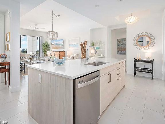5th image of 1111 Central Ave #517