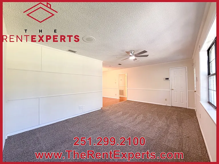 4456 Eastview Dr — Photo 4