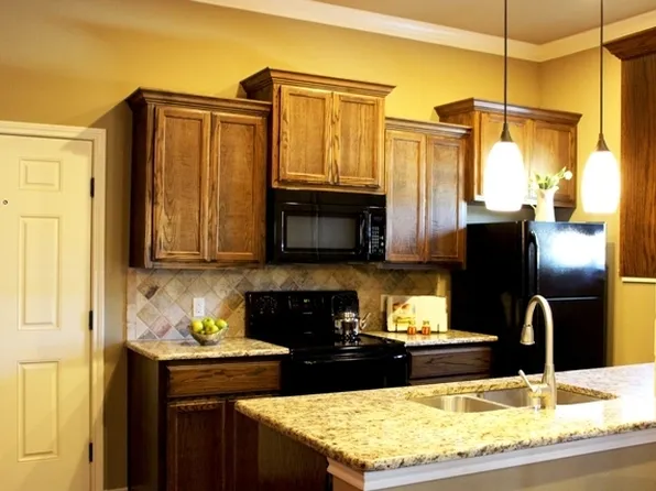 Canyon Crossing Apartment Homes Bldg. 1, 302 Old Osage Rd APT 137, Gatesville, TX 76528