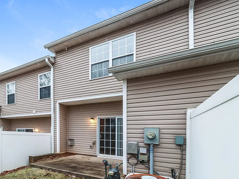 3064 Summerfield Ridge Ln — Photo 17