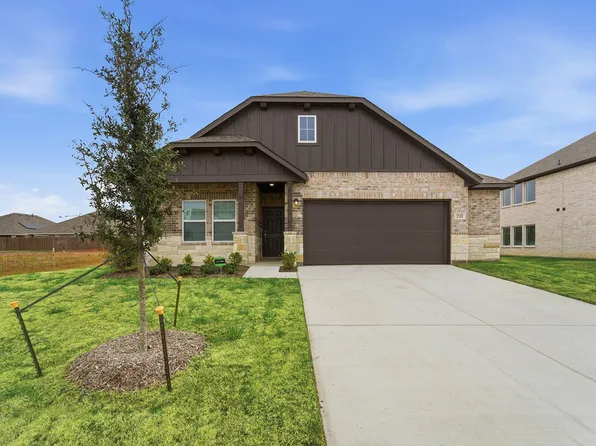 232 Triple Crown Rd, Waxahachie, TX 75165