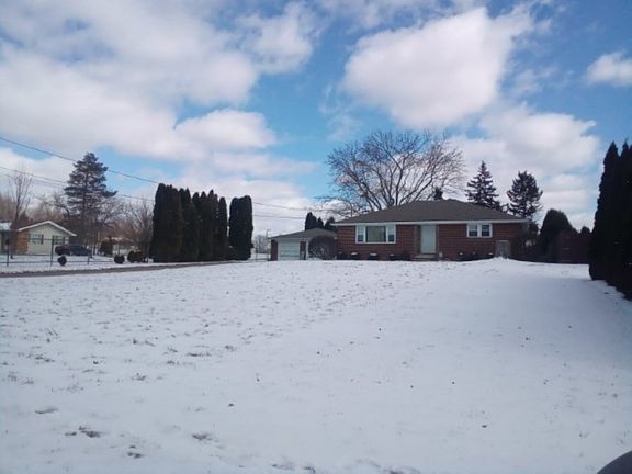 2nd image of 193 Durling Dr