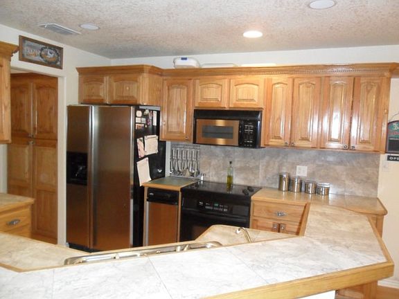 5th image of 1117 Chaparral Ct
