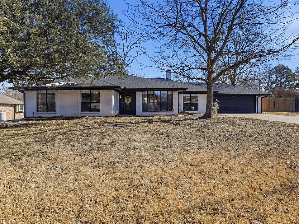 1st image of 1050 Post Oak Ln