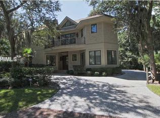 18 Sand Hill Crane Rd, Hilton Head Island, SC 29928