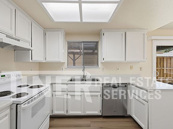 3rd image of 4907 Perceptive Way