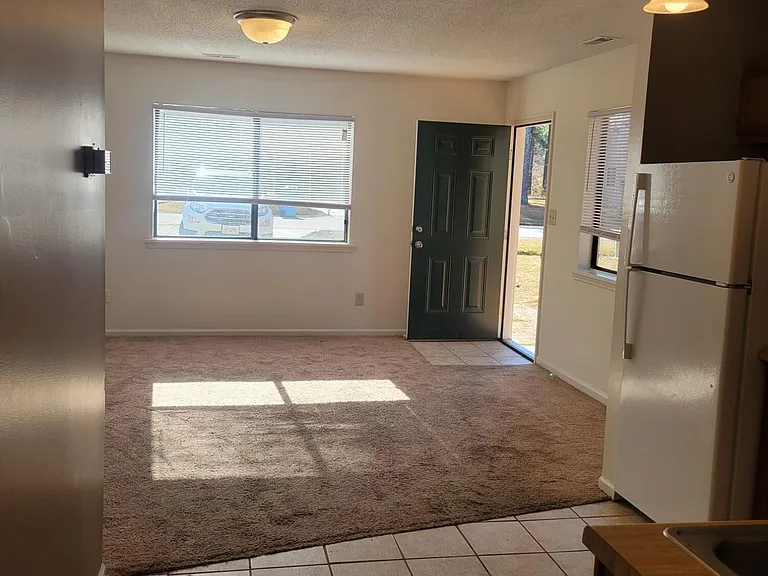 1933 Countrywood Blvd — Photo 4