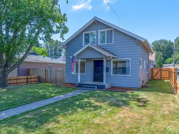 1127 N 1st Avenue, Kelso, WA 98626