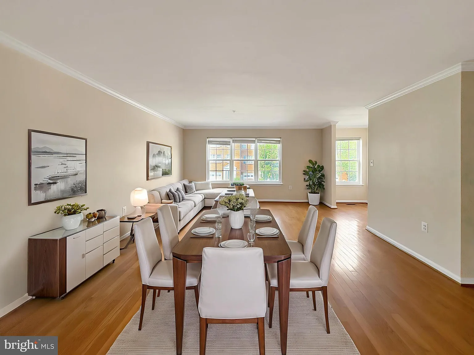 3 bed, 4.0 bath, 2238 sqft, $3,300 — Photo 2
