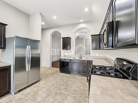 3rd image of 9922 Sterling Place Dr
