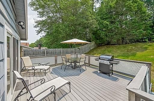 46 Trask Rd Peabody MA 01960 Zillow