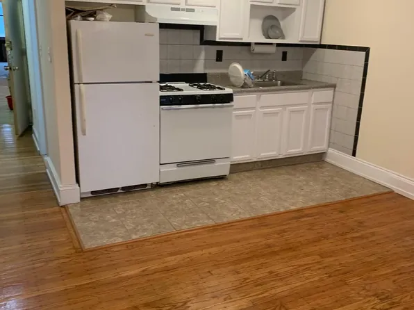 15 S 21st St #3R, Philadelphia, PA 19103