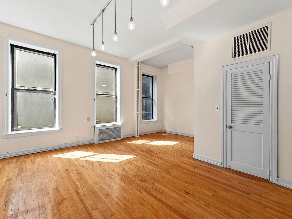 1st image of 112 Lexington Ave Floor 2
