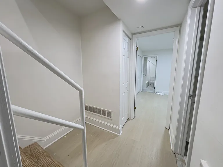 1919 Mount Vernon St #1R — Photo 20