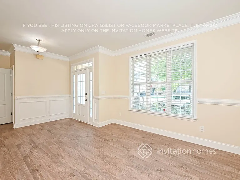 2116 Leafmore Ct — Photo 4