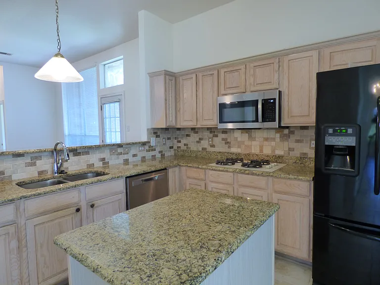 3904 Valez Dr — Photo 22