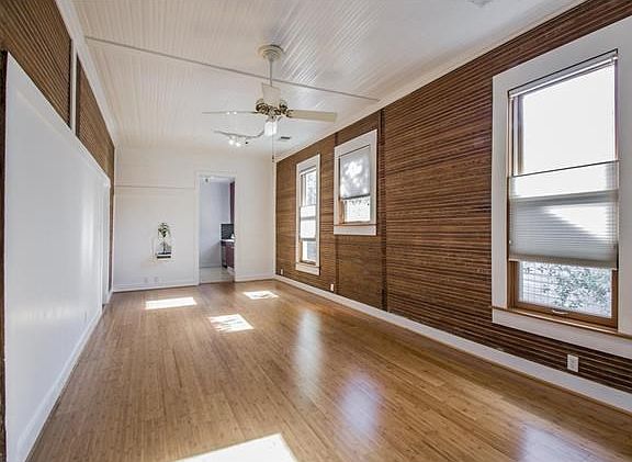 3rd image of 909 E 13th St #A