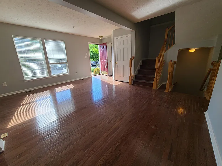 2718 Thornbrook Ct — Photo 22