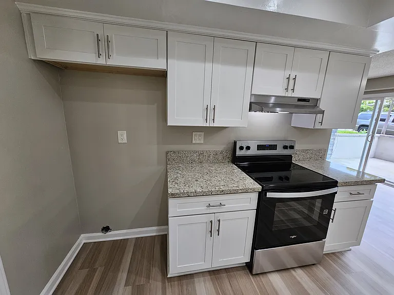 848 Amigos Way #C — Photo 4