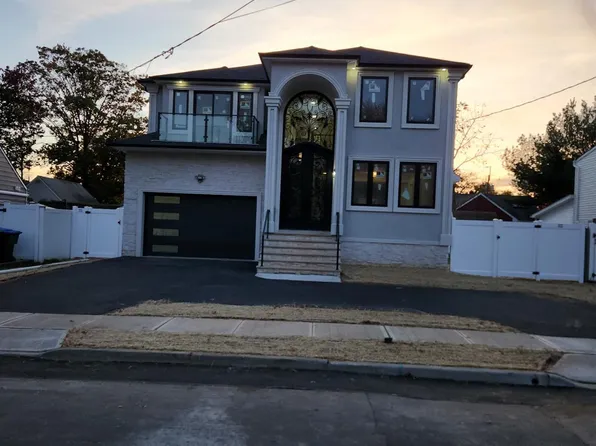 6 Hillcrest Ave, Edison, NJ 08817