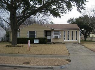 2404 Hillglenn Rd, Dallas, TX 75228