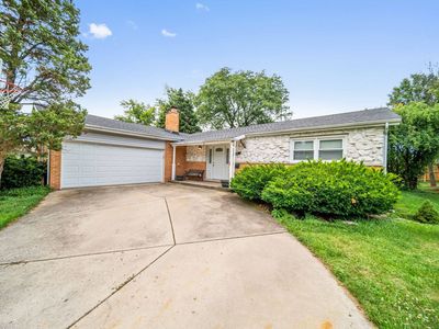 911 Cherokee Dr, Darien, IL, 60561