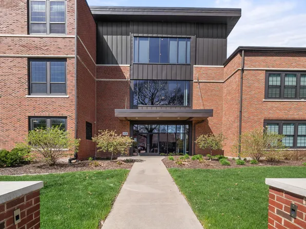 415 Stanton Ave Unit 213, Ames, IA 50014