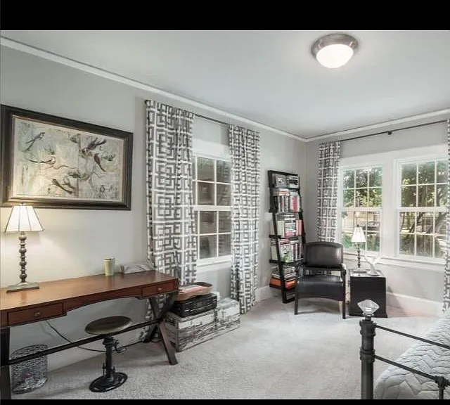 3004 G St — Photo 4