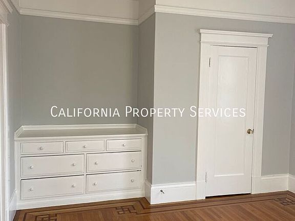 5th image of 1960 Hyde St APT 2