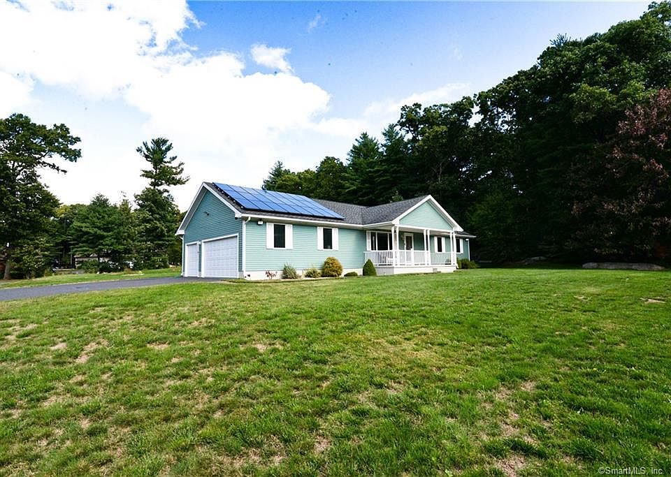 363 Highland St, Manchester, CT 06040 Zillow