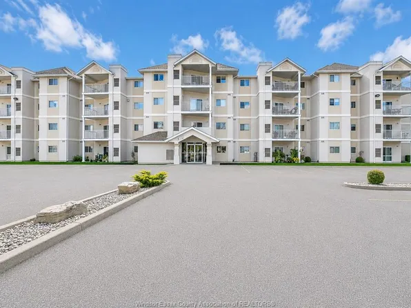 1547 Grand Marais Rd W #402, Windsor, ON N9E 4W3